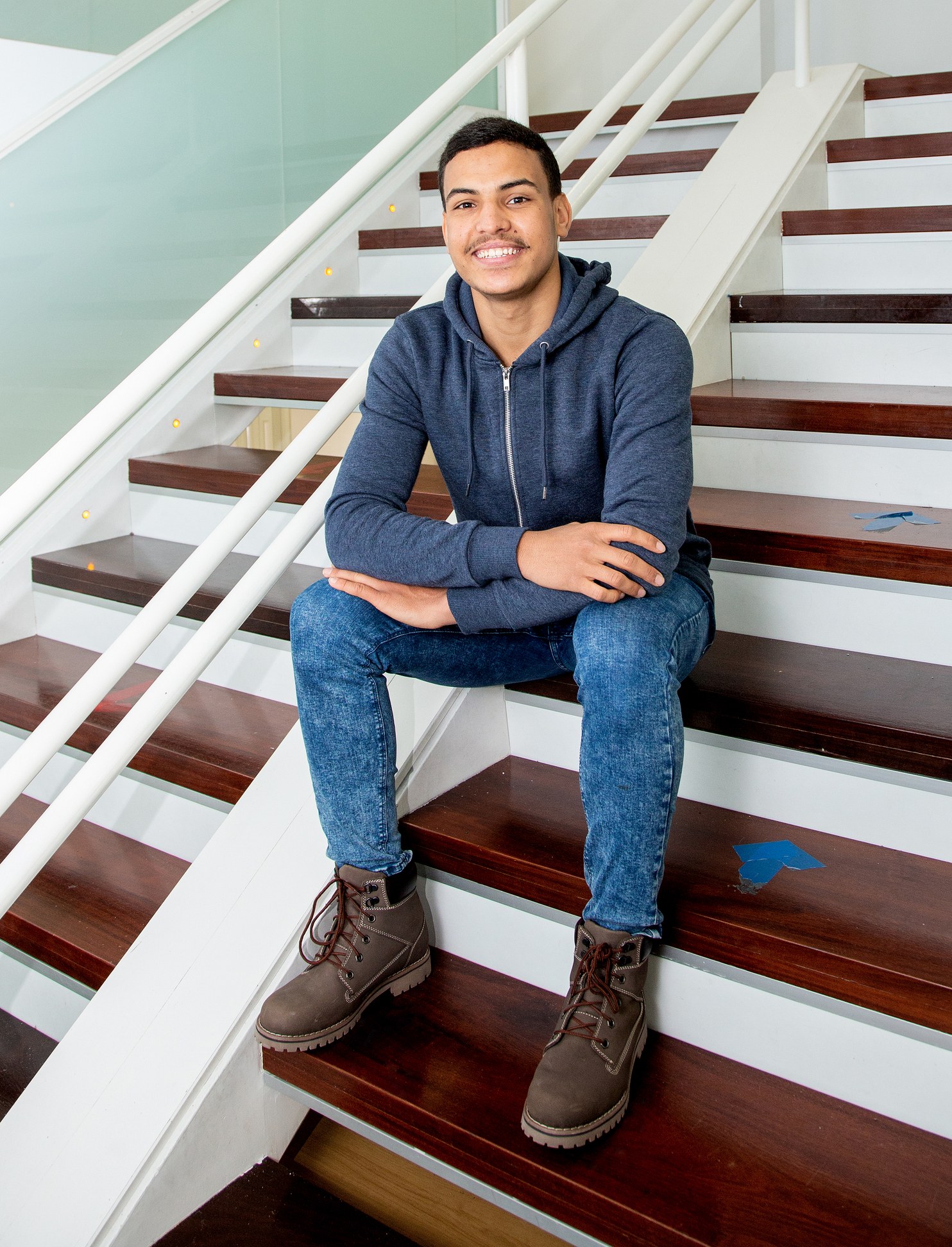 “En el autobús, el asiento a mi lado siempre está vacío”