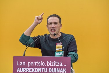 Lakuntza: “Jende xehearen arazoak agenda politikoan agertu behar dira” Lakuntza: “Jende xehearen arazoak agenda politikoan agertu behar dira”
