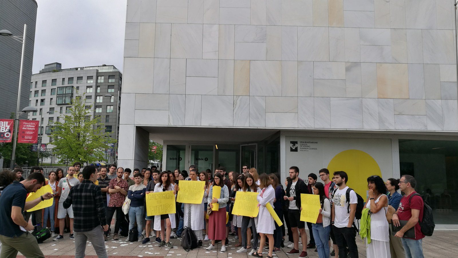 Langile pobre eta gazteak Langile pobre eta gazteak