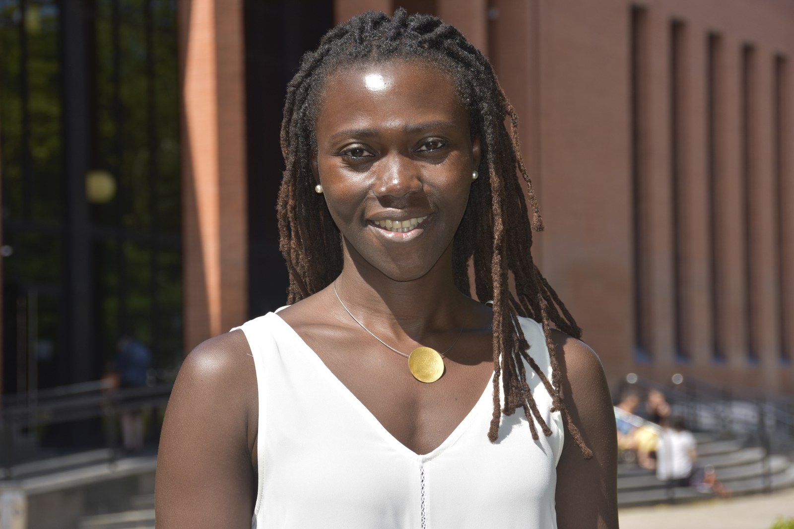 Construyendo una sociedad más justa e inclusiva Construyendo una sociedad más justa e inclusiva