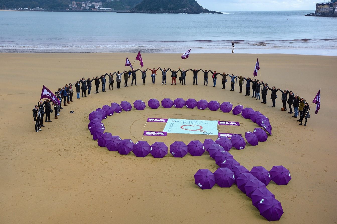 Desmontando un capitalismo basado en el Trabajo gratuito de mujer