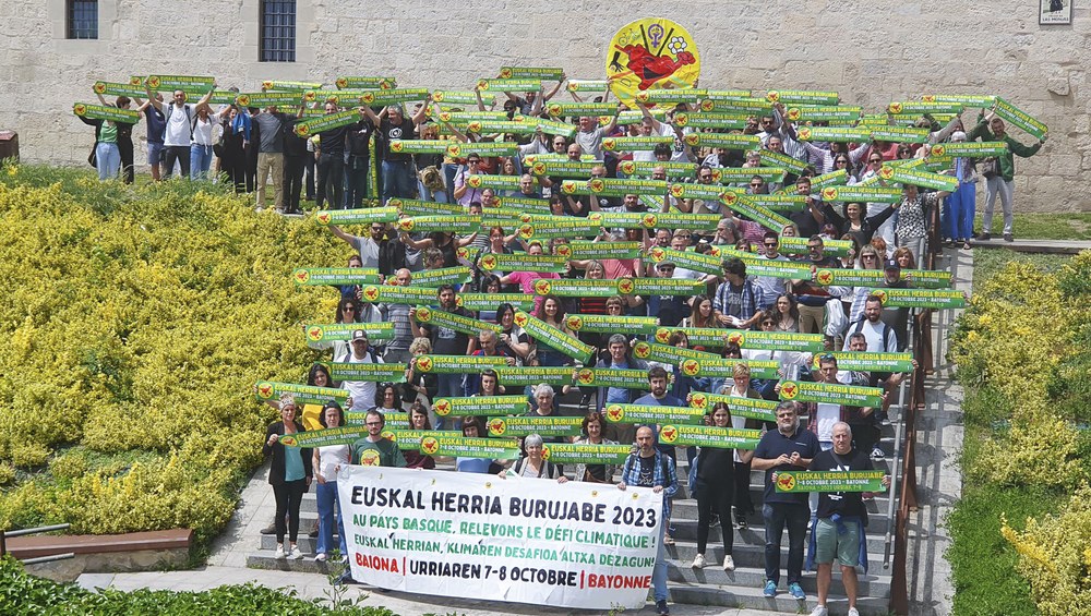 Euskal Herria Burujabe