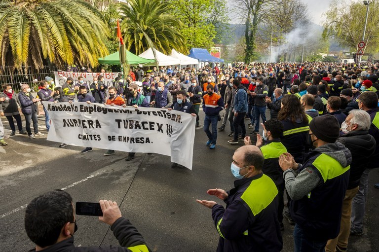 ELA has signed the agreement with Tubacex, which prevents 129 redundancies, after over 8 months on strike