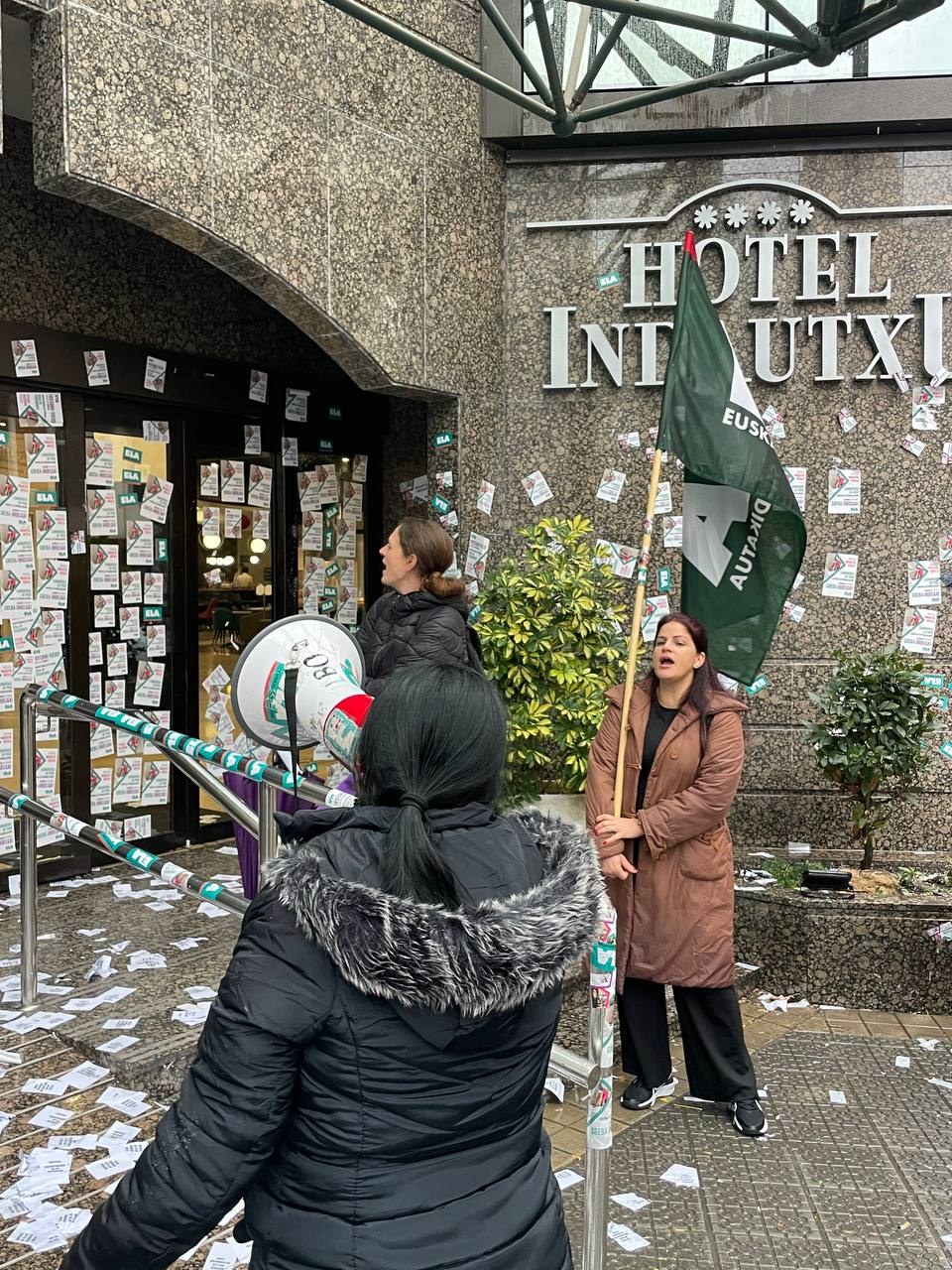 Concentración para denunciar el empeoramiento de las condiciones laborales