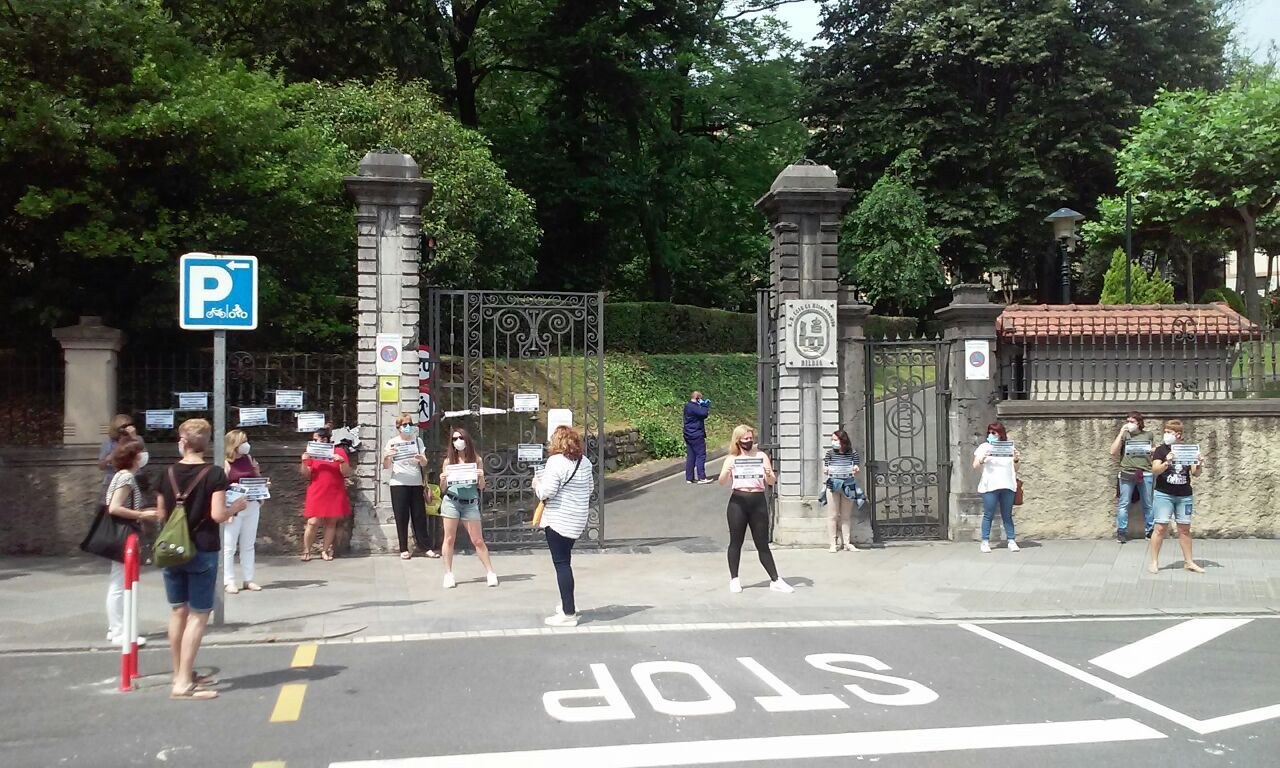 El comité de empresa de la Residencia Misericordia de Bilbao denuncia las cargas de trabajo y la negativa de la empresa a flexibilizar los calendarios