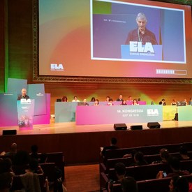 Comienza el segundo día del Congreso Comienza el segundo día del Congreso