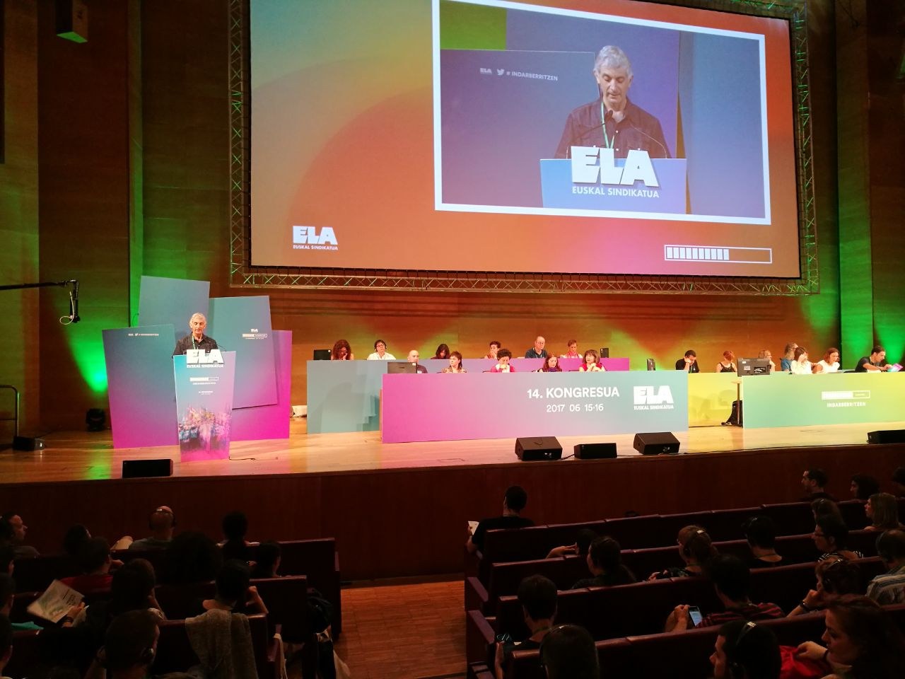 Comienza el segundo día del Congreso Comienza el segundo día del Congreso