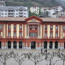El Ayuntamiento de Eibar aprueba la moción presentada por Sare El Ayuntamiento de Eibar aprueba la moción presentada por Sare