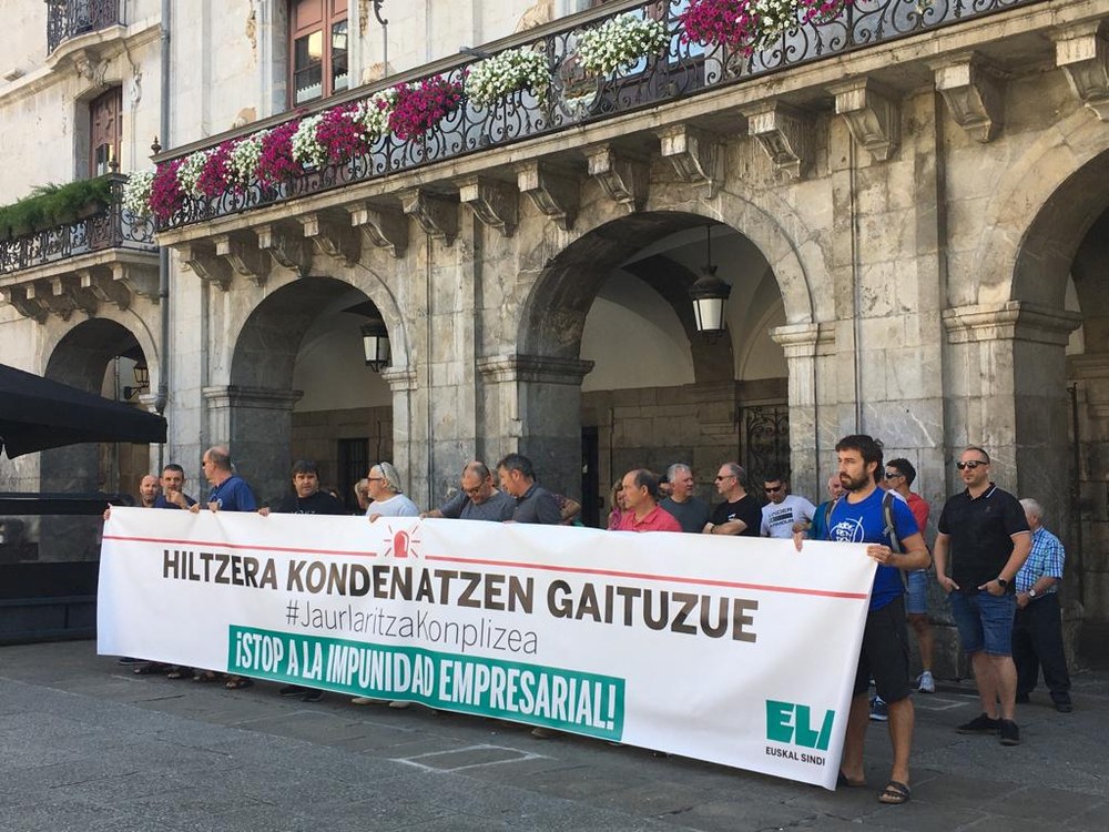 ELA pide a la administración pública que intervenga en en el sector de la construcción para evitar más muertes