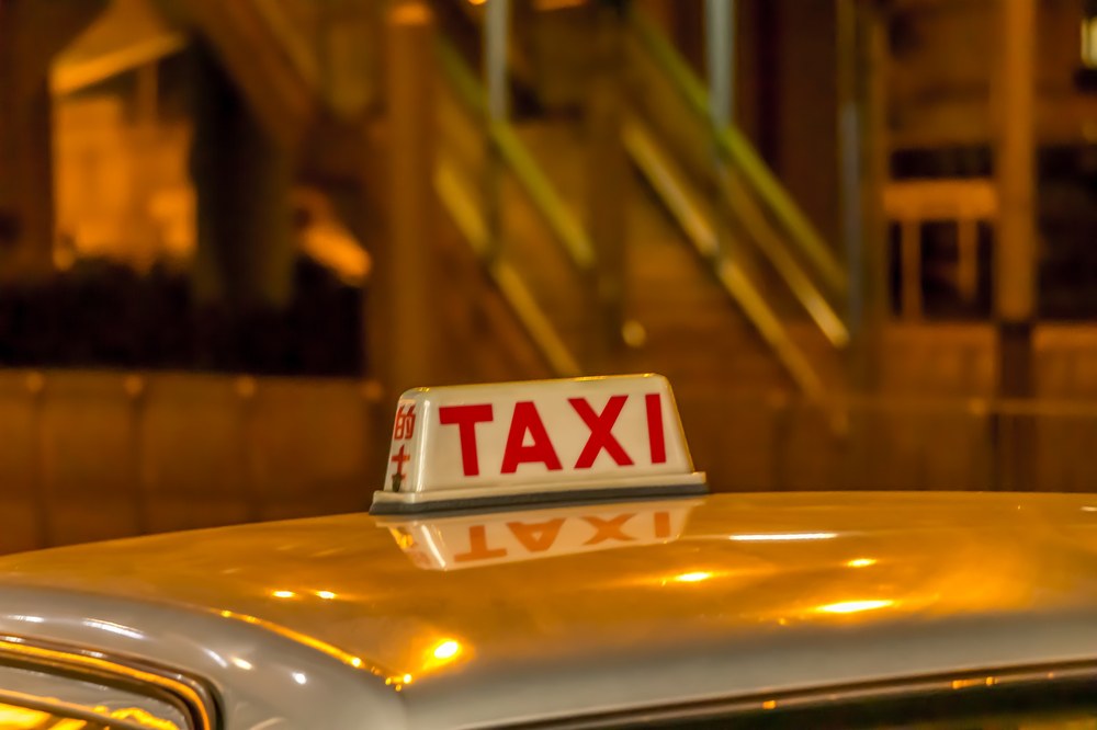 Huelga en Donostialdea, servicio encargado de  atender las llamadas de taxi de Donostia