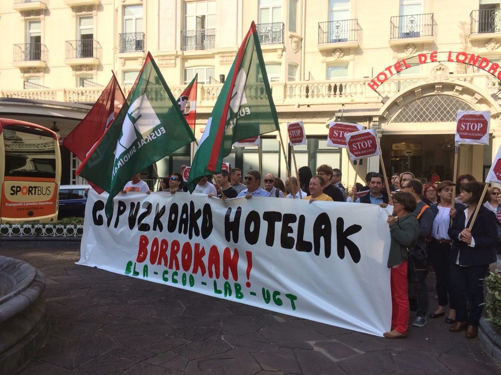 Sigue en pie la convocatoria de huelga en los hoteles de Gipuzkoa para los días en los que se reunirá en Donostia el Consejo de la Organización Mundial del Turismo