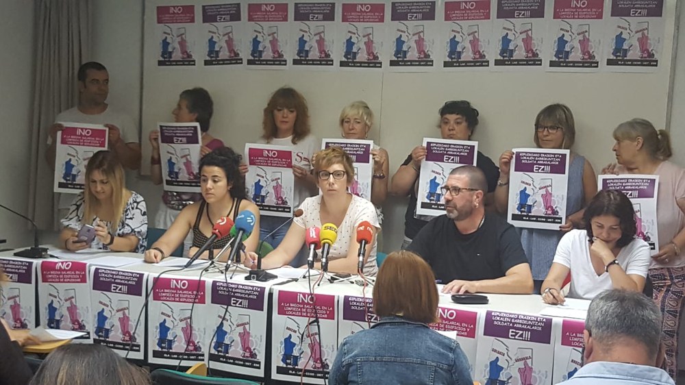 Las trabajadoras de limpieza de Gipuzkoa exigen acabar con la brecha salarial