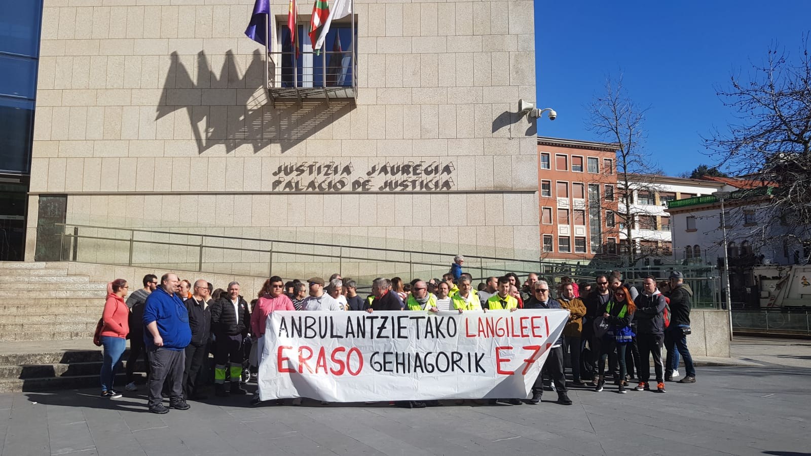 Los y las trabajadoras de ambulancias han dicho ¡basta ya! ante las agresiones que sufren