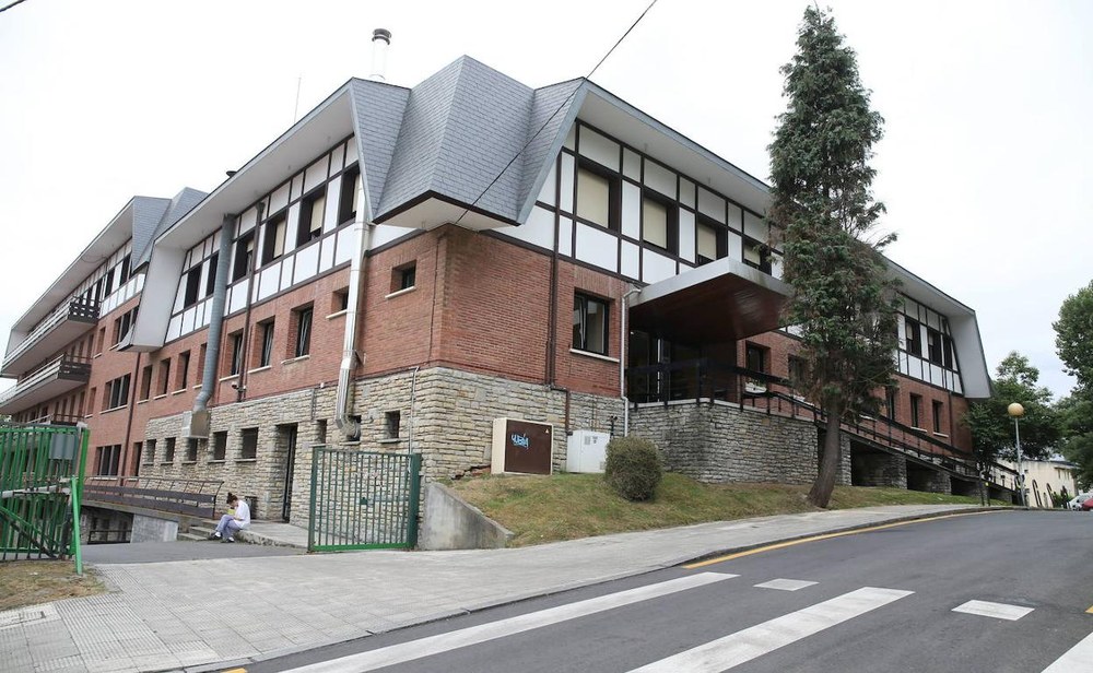 Azaroaren 26an, Getxoko udal-egoitzako langileen mobilizazio berria udaletxearen aurrean