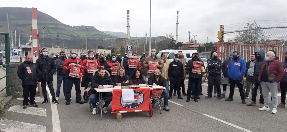 Huelga en Petronor del 25 al 28 de febrero