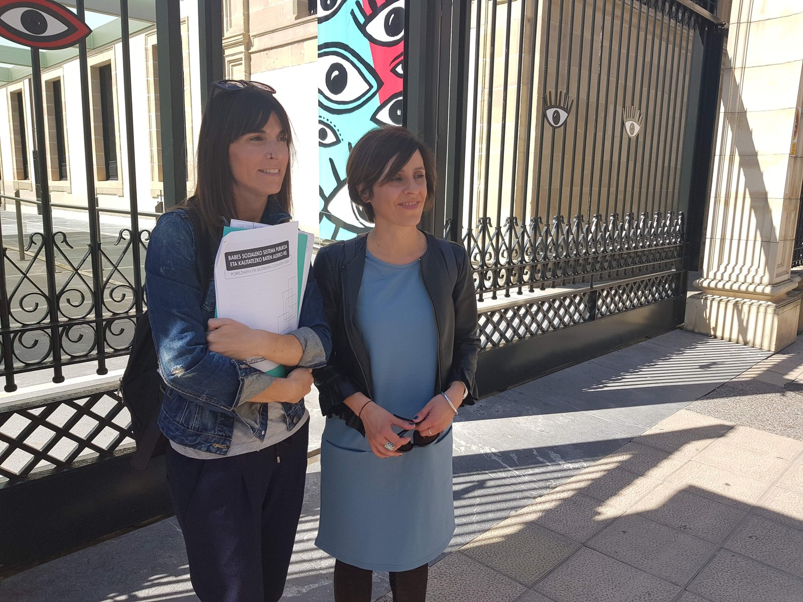 La Iniciativa Legislativa Popular contra la pobreza y la exclusión social ha sido presentada en comisión en el Parlamento Vasco