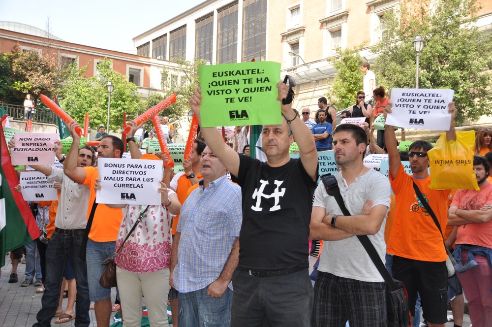 Euskaltel, nuevo paso en el proceso de privatización, pérdida de control público y desarraigo