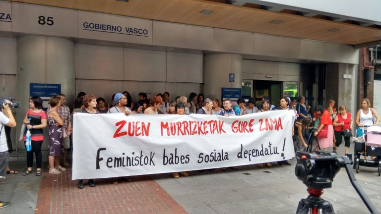 La tasa de paro femenina es del 14,8%, 4,9 puntos mayor que la de los hombres