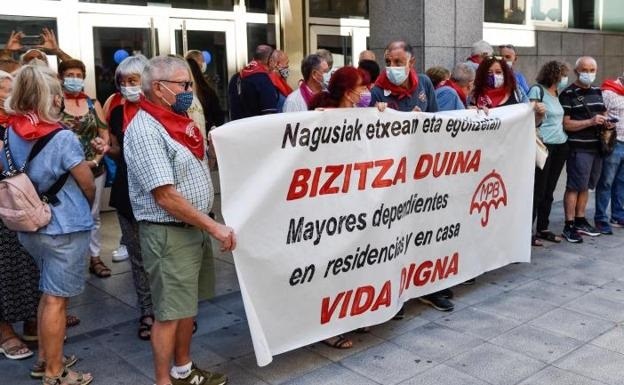 El gobierno español pretende recortar más las pensiones