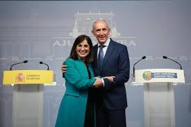 ¿Transferencia de la gestión económica de la seguridad social o realización de  estudios sobre la materia?