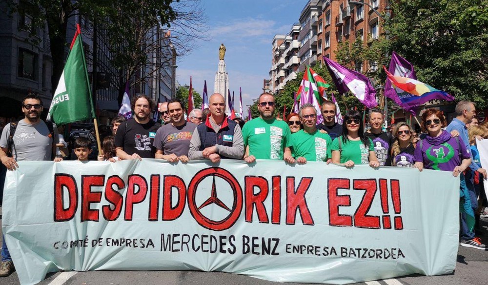 Mercedes aumenta sus beneficios mientras precariza las condiciones laborales en  la planta de Gasteiz