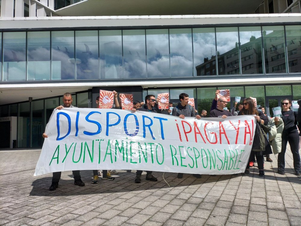 Comienzan una huelga indefinida ante los constantes retrasos en el pago de la nómina