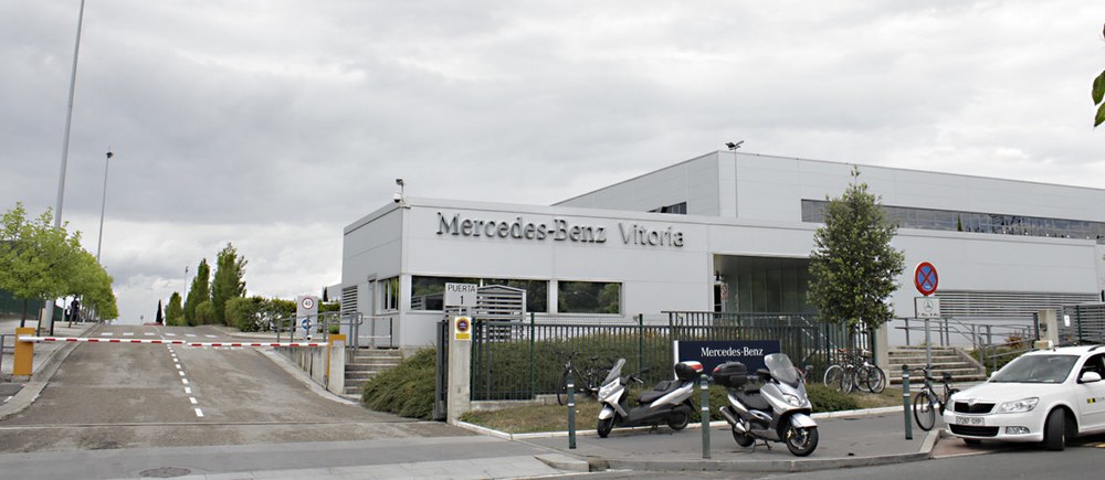La presión del comité logra que Mercedes readmita a las 4 personas despedidas en el departamento de ITT