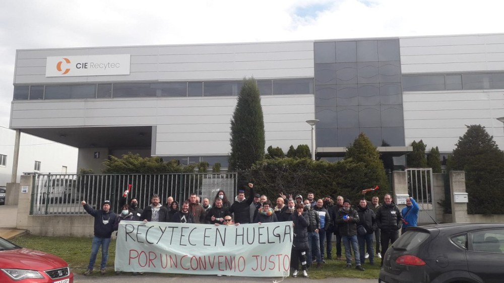 Primer día de huelga indefinida en CIE Recytec (Legutio) por un convenio digno
