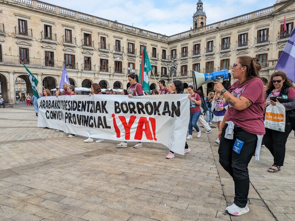 Primera jornada de huelga por un convenio provincial