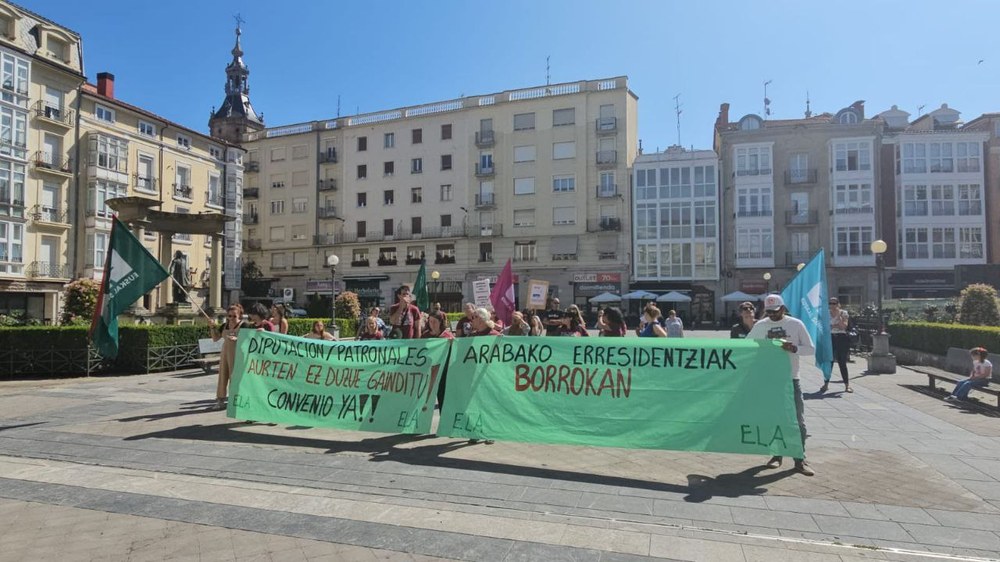 Se cierra un nuevo curso sin tener el primer convenio colectivo