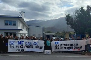 La plantila se mantiene en huelga