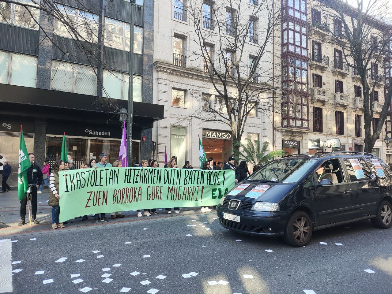 Concentración para denunciar las carencias del convenio sectorial