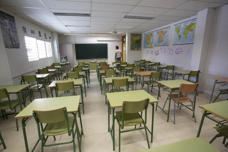 Educación vuelve a suspender la mesa de negociación