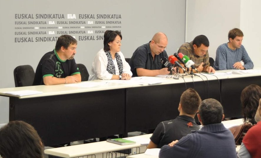 ELA denuncia el acuerdo firmado por Partaide y LAB en ikastolas