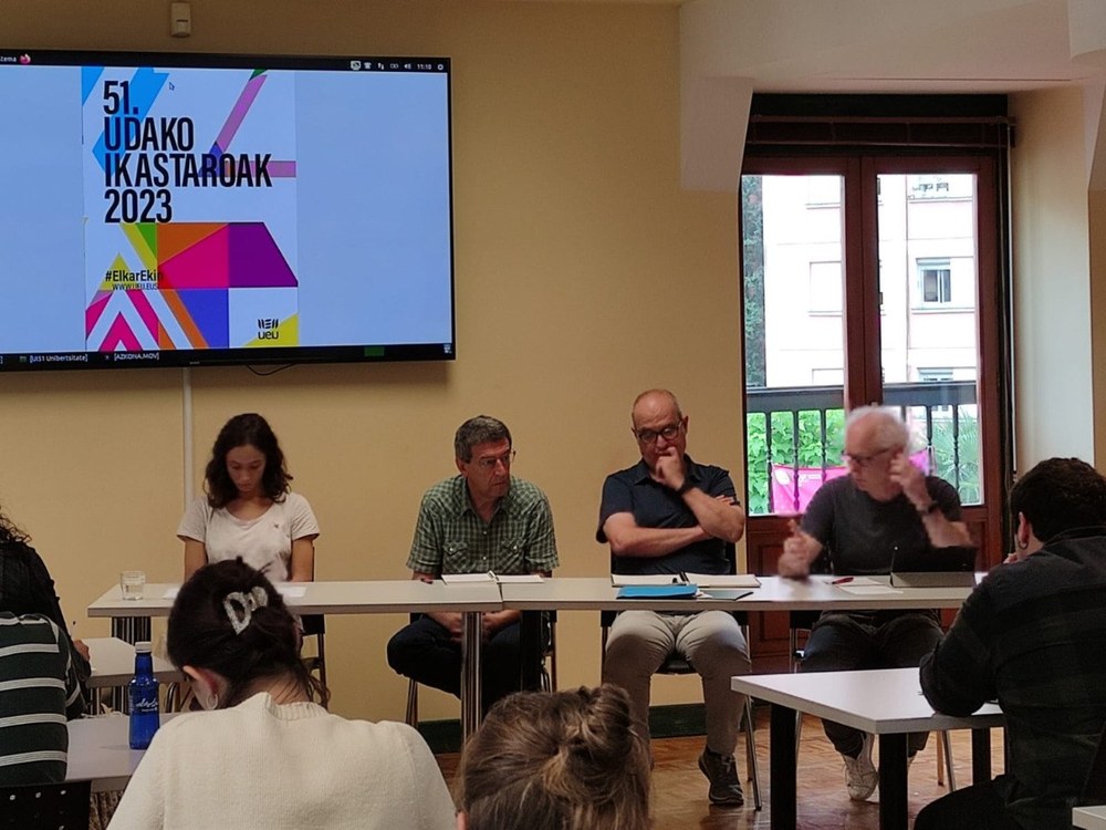 Es inadmisible la precariedad de las y los doctorandos e investigadores Es inadmisible la precariedad de las y los doctorandos e investigadores