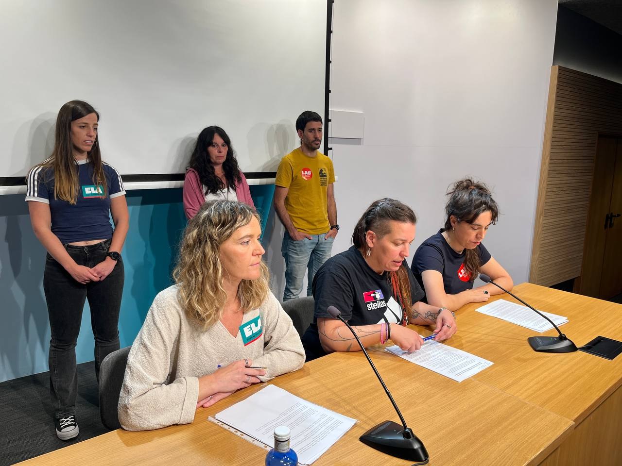 Los sindicatos STEILAS, LAB y ELA iniciarán una recogida de firmas para solicitar el mantenimiento de los cursos de inmersión en euskera