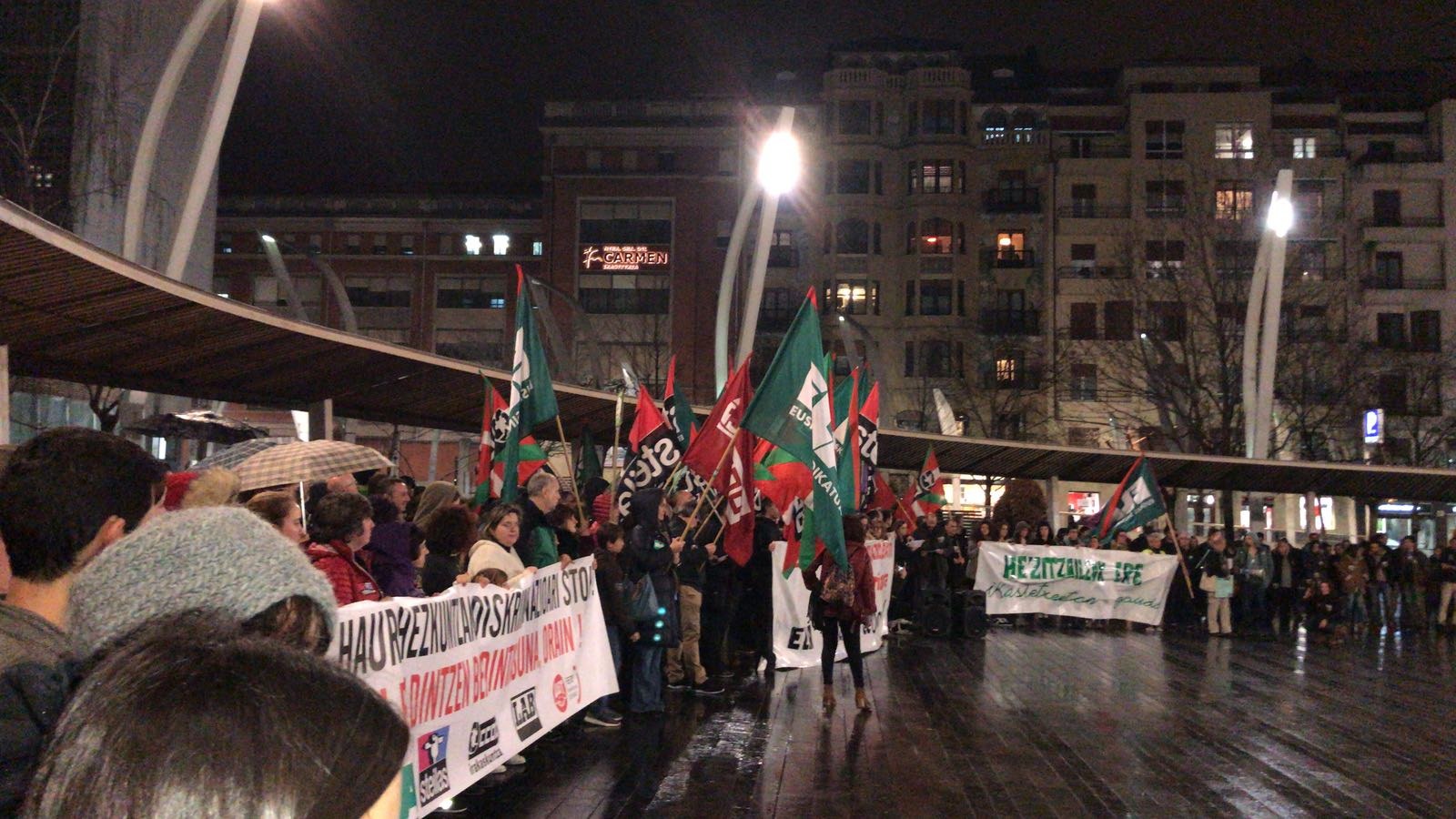 Manifestación de los/as trabajadores/as de centros educativos privados de Iniciativa social de la CAV a puertas de la huelga del 20 de marzo Manifestación de los/as trabajadores/as de centros educativos privados de Iniciativa social de la CAV a puertas de la huelga del 20 de marzo
