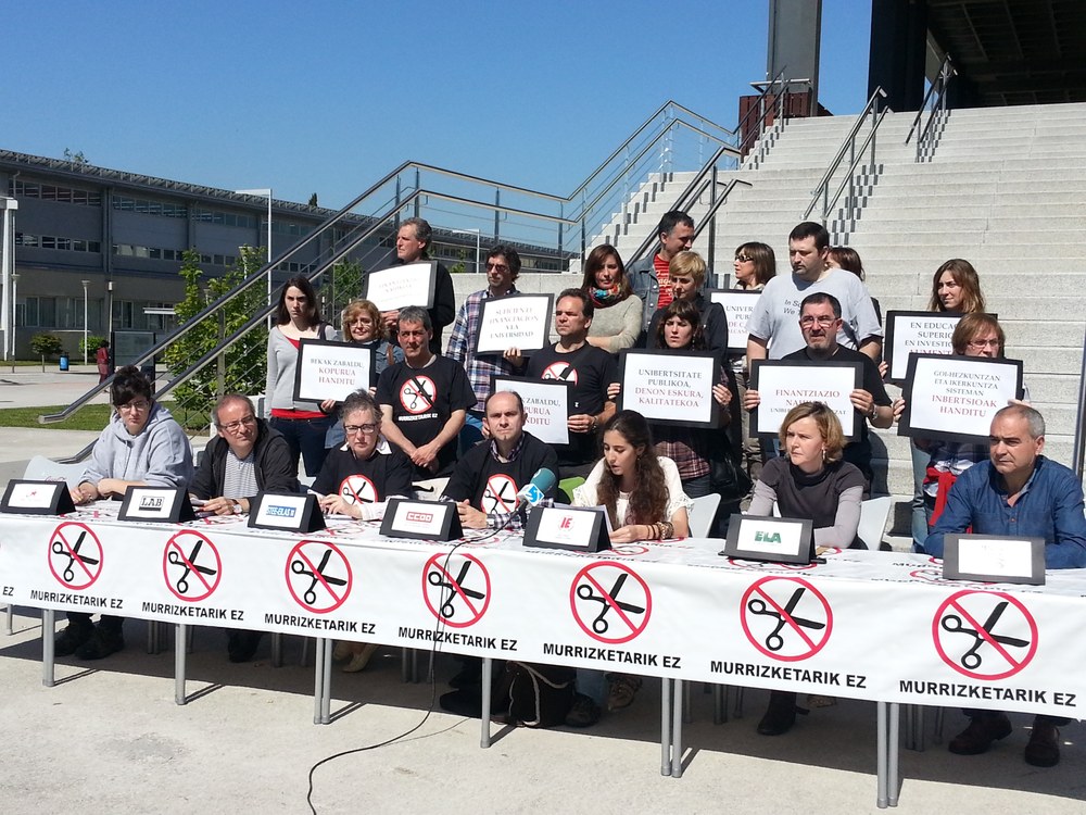 Sindicatos y organizaciones de estudiantes  de la UPV/EHU suscriben una declaración en defensa de la universidad pública de calidad