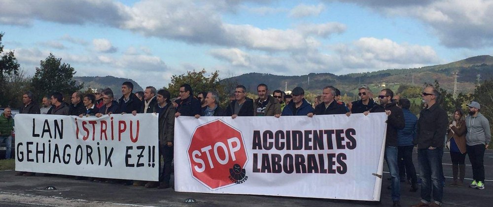 Concentración de delegados de prevención de la Ertzaintza