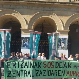 ELA-Ertzaintza presenta una demanda judicial  por la centralización en Bilbao del servicio de atención de emergencias de Gipuzkoa y Araba