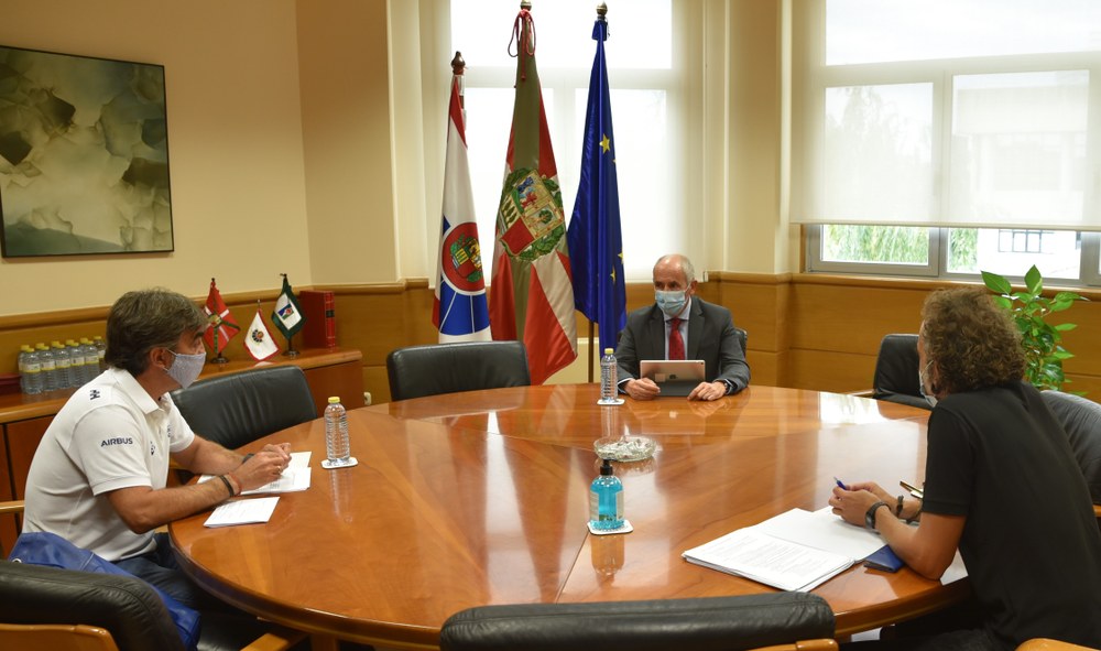 ELA se reúne con el Consejero de Seguridad Josu Erkoreka