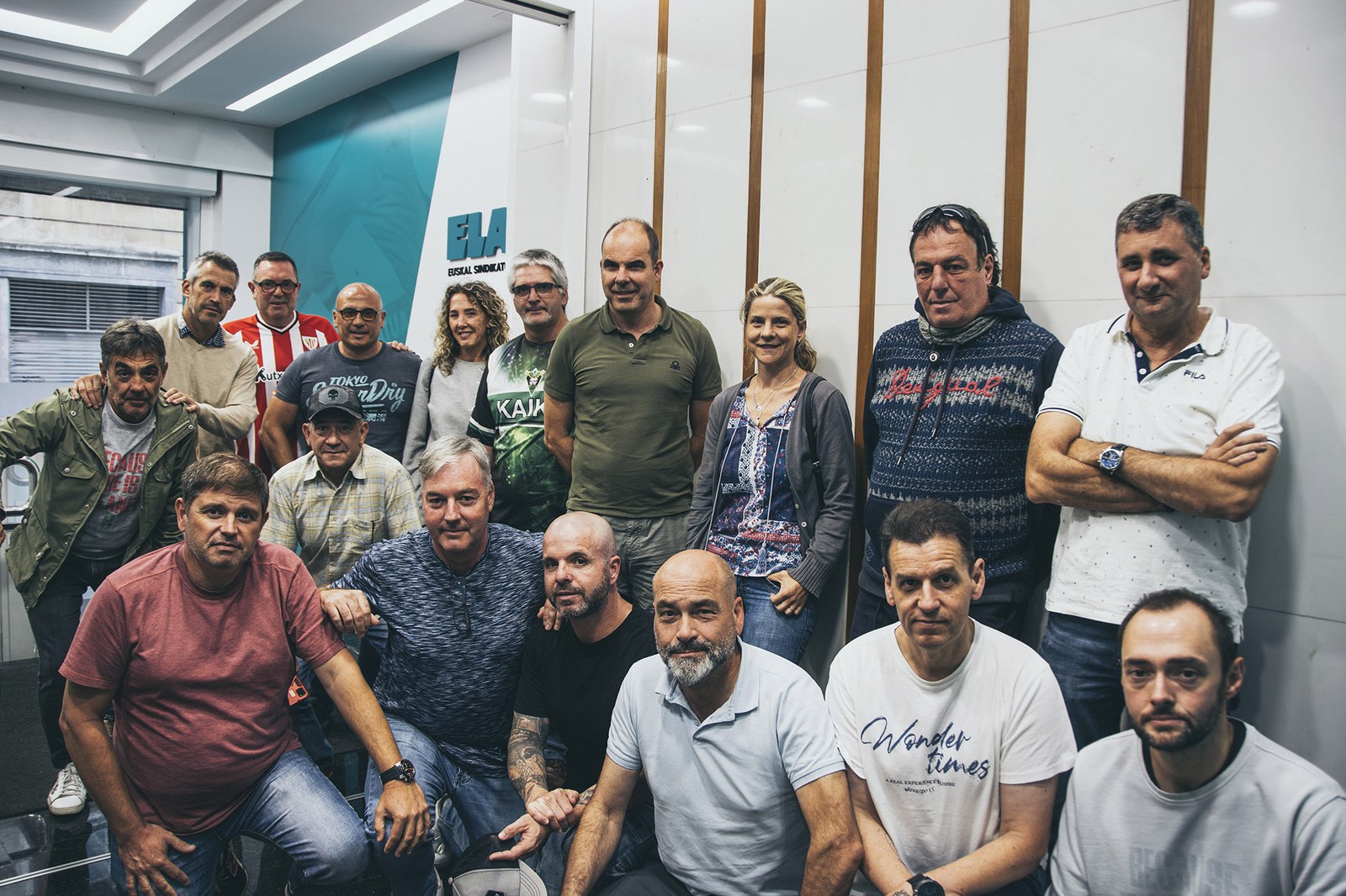 Sin intereses corporativos, cerca de la sociedad