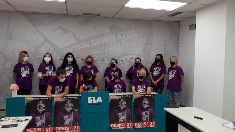 “En las Residencias de Gipuzkoa hay una sola trabajadora para 13 usuarias”