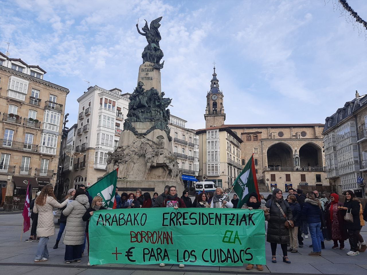 Concentración para seguir reclamando su primer convenio provincial
