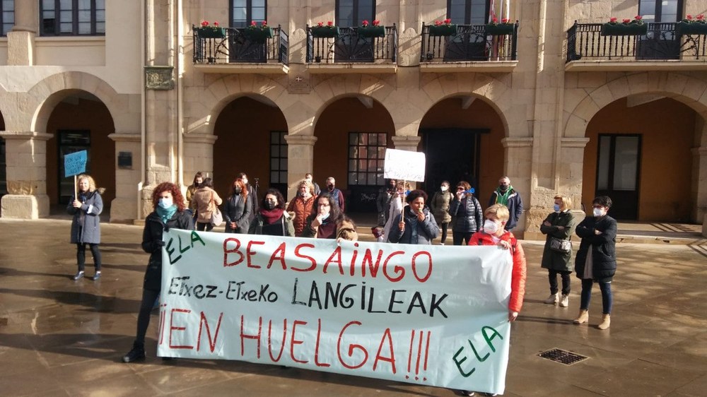 Comienza la huelga en el Servicio de Ayuda a Domicilio de Beasain