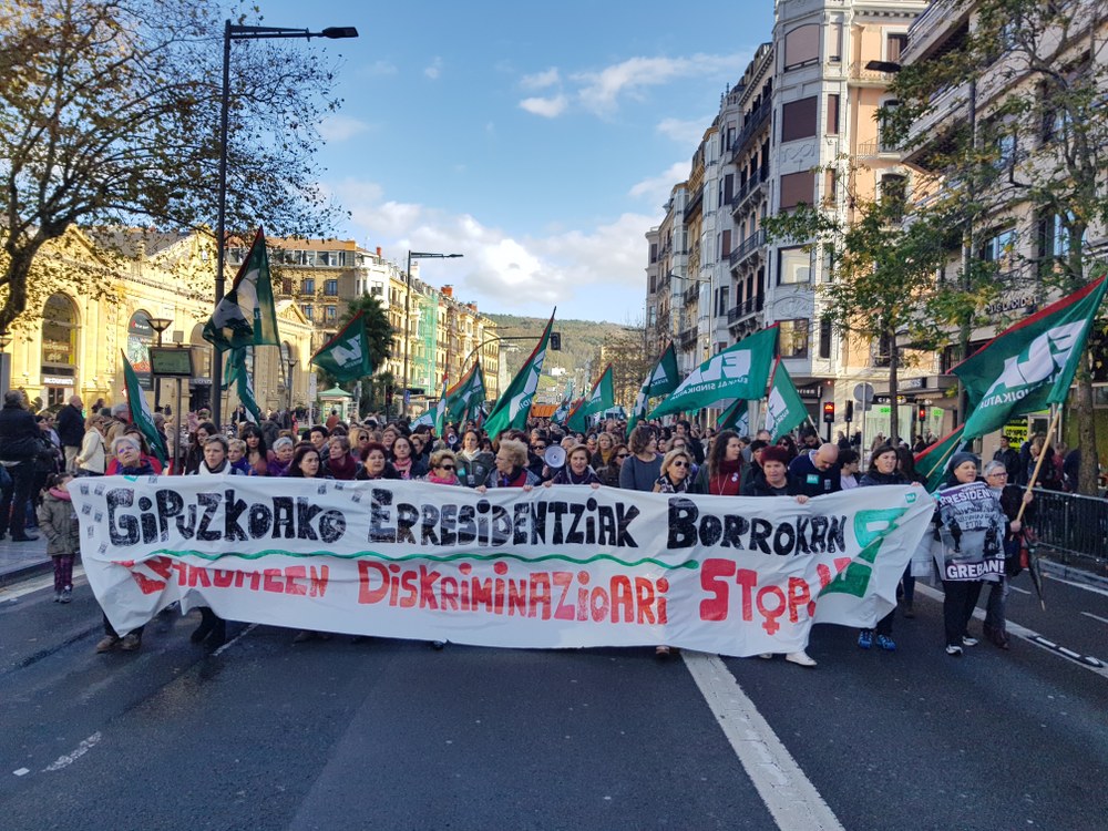 El personal de residencias de Gipuzkoa ha secundado mayoritariamente las últimas cinco jornadas de huelga convocadas en el sector