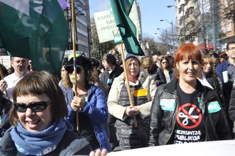El conflicto de la Educación pública se cerró en falso y que STEILAS y LAB cometieron un error al dar por concluidas las movilizaciones