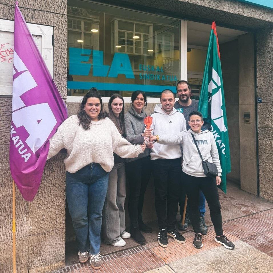 ELA logra un acuerdo en el servicio de atención ciudadana, tras cuatro meses de huelga indefinida ELA logra un acuerdo en el servicio de atención ciudadana, tras cuatro meses de huelga indefinida