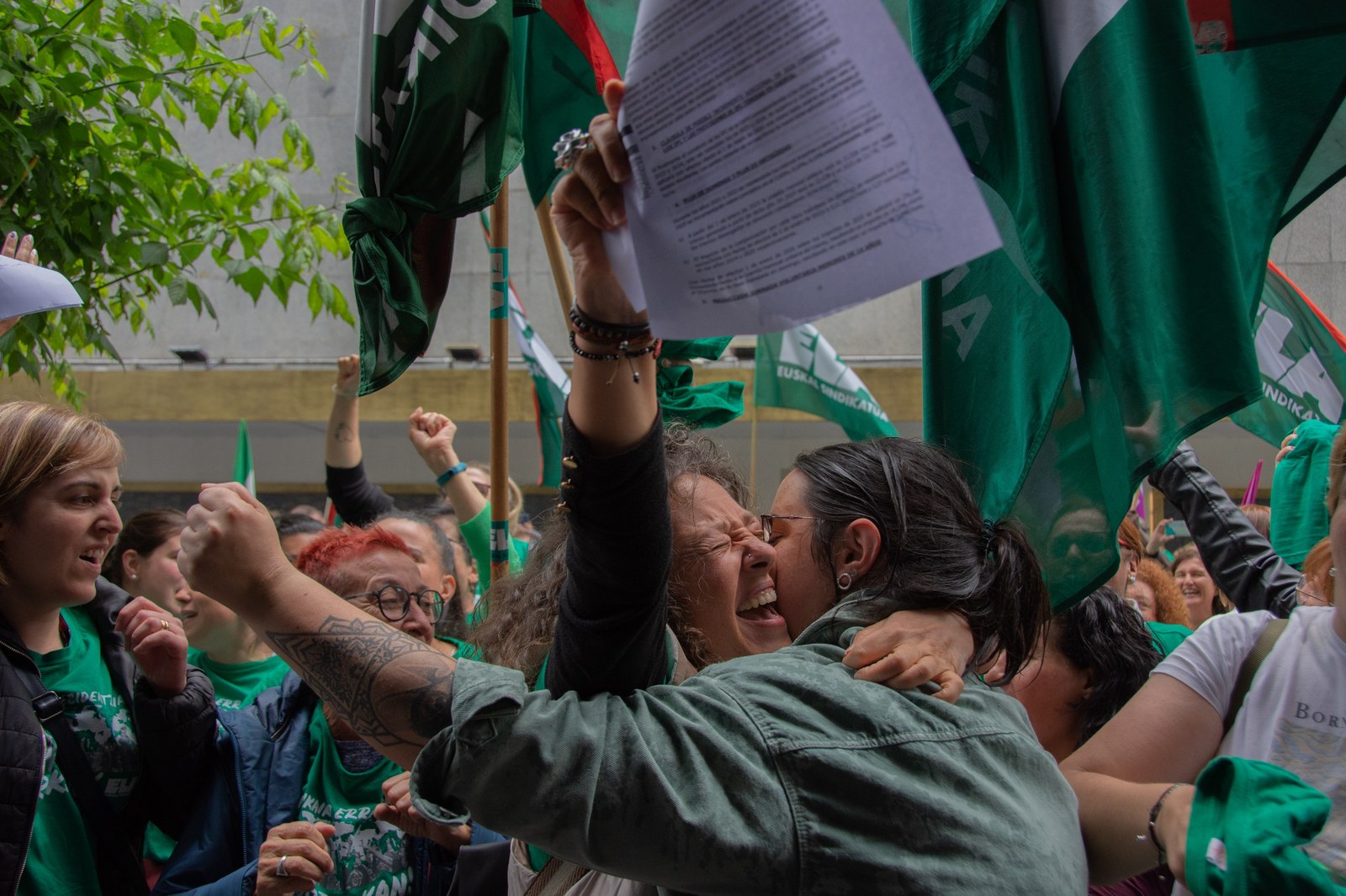 ELA logra una subida salarial superior al 23% tras dos años de conflicto y 68 días de huelga ELA logra una subida salarial superior al 23% tras dos años de conflicto y 68 días de huelga