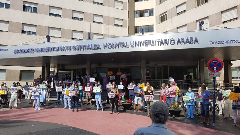 ELA, SATSE, LAB, SME, CCOO, UGT y ESK convocan nuevas movilizaciones para este jueves en Osakidetza